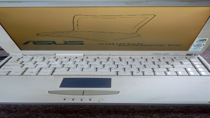 Laptop + retró, régi cuccok...