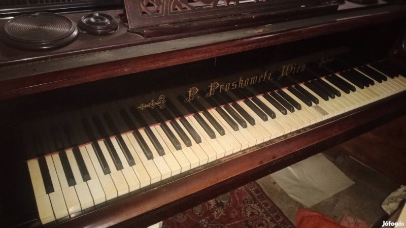 P. Proskowetz Wien 1905 - Antik páncéltőkés zongora