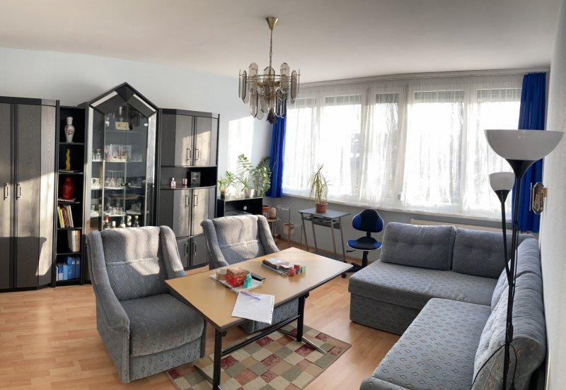 Sopronban, a József Attila lakótelepen 52 nm-es, 2 szobás lakás eladó