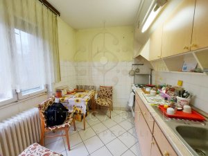 ŐSZI AKCIÓ! Dunaújváros centrumában első emeleti lakás eladó !