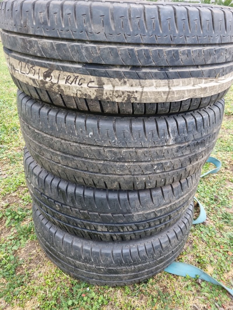 235/65R16C Michelin nyárigumi 4 db.