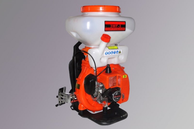 Demon M83220Benzines Háti Permetezú 14Liter
