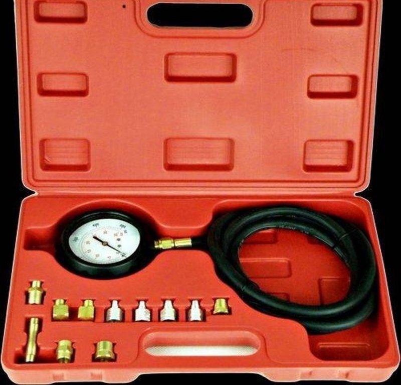 Új Black-tools Olajnyomásmérő készlet 12 adapterrel eladó