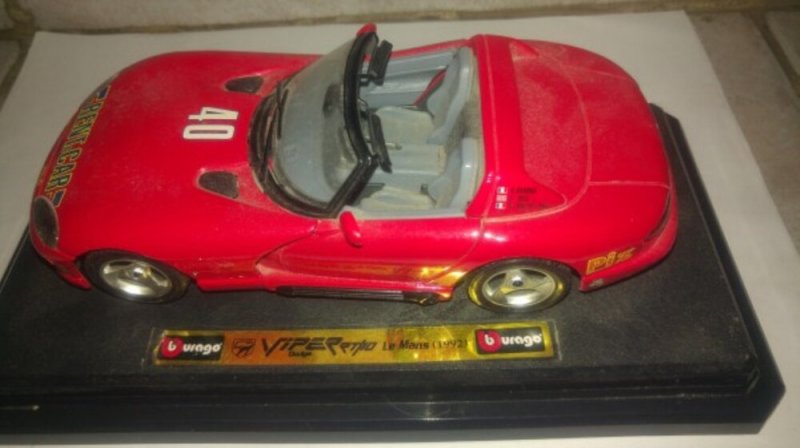 Burago Dodge Viper RT/10 Le Mans 1992 makett autó