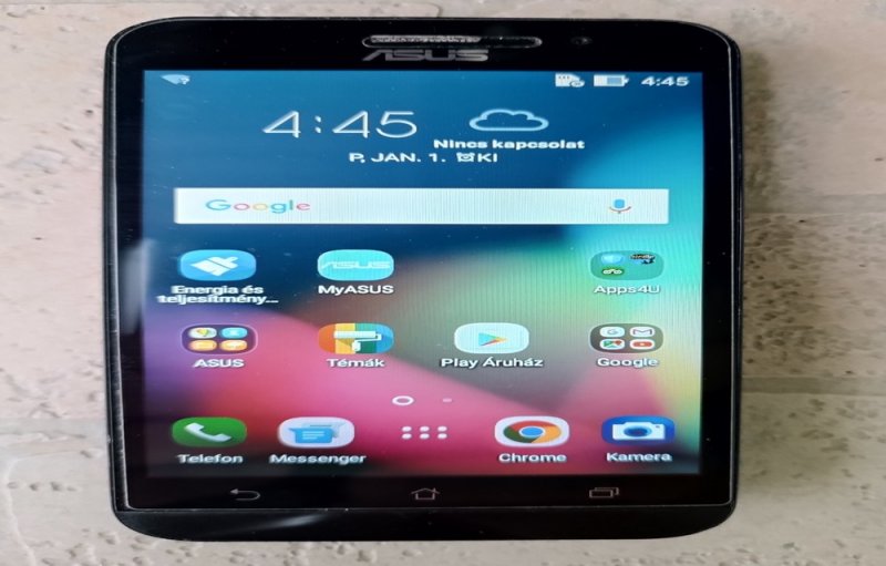 Mobiltelefon karcmentes állapotban ( ASUS Zenfone )