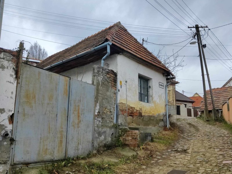 Eladó összközműves ingatlan Szenttamáson!