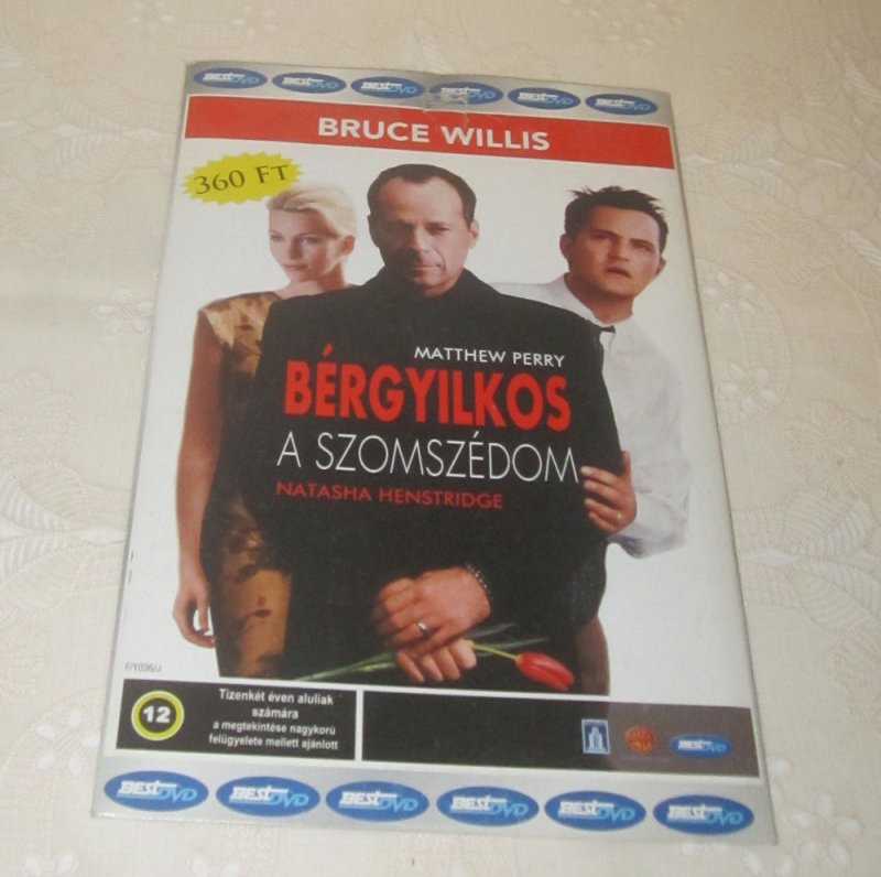 Bérgyilkos a szomszédom DVD