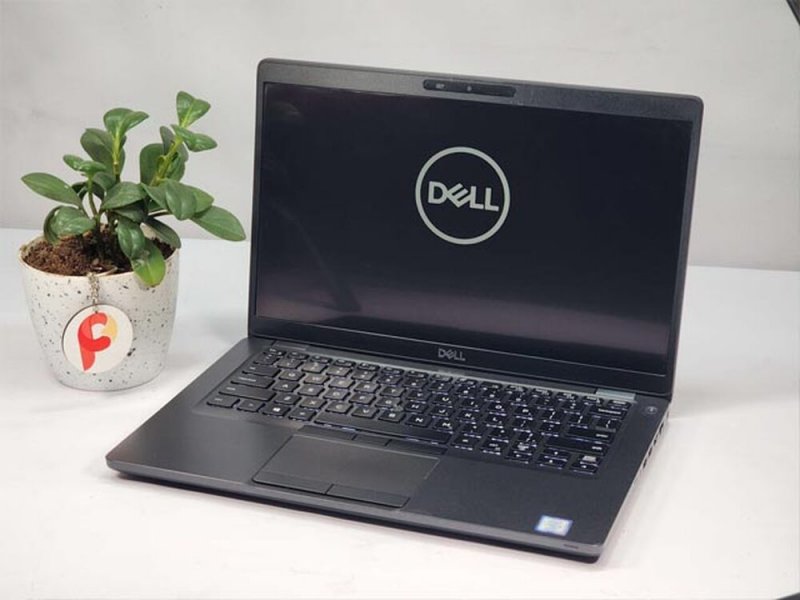 Nálunk minden van! Dell Latitude 5400 (i7-es izomállat) - Dr-PC.hu