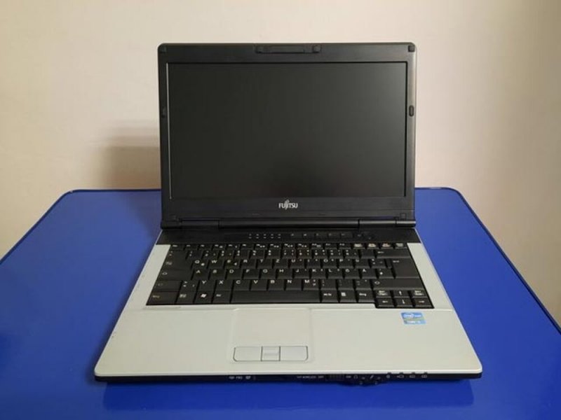 Ma csak japán FUJITSU: Ez egy LifeBook S751