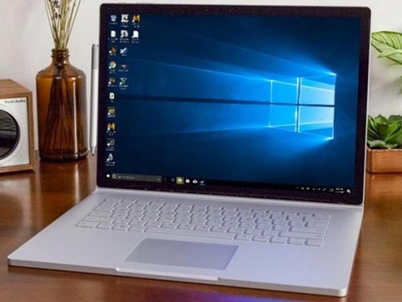 Használt notebook: Microsoft Surface Book 3 1899 Touch a Dr-PC-től