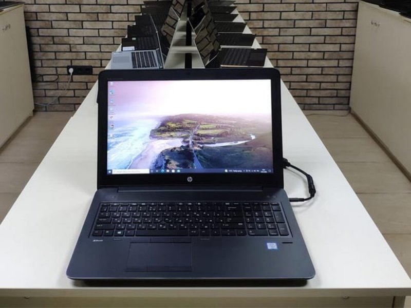 HP zBook 15