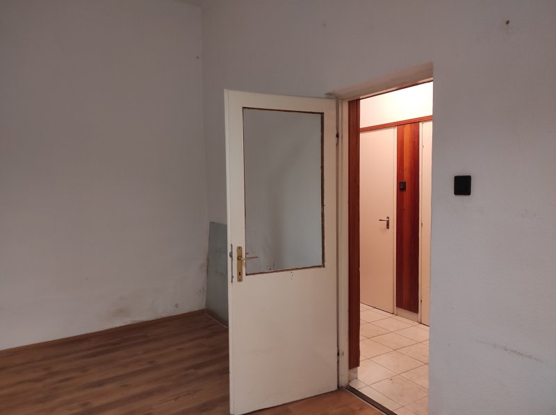 Irodát keres forgalmas helyen? Ezt nézze meg! Még az ára is csökkent!