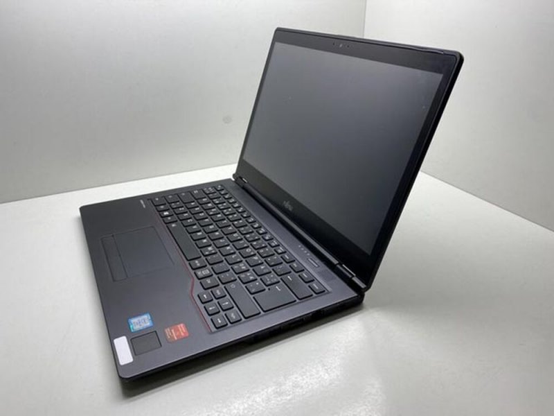 1200ból 1: Fujitsu LifeBook U7410