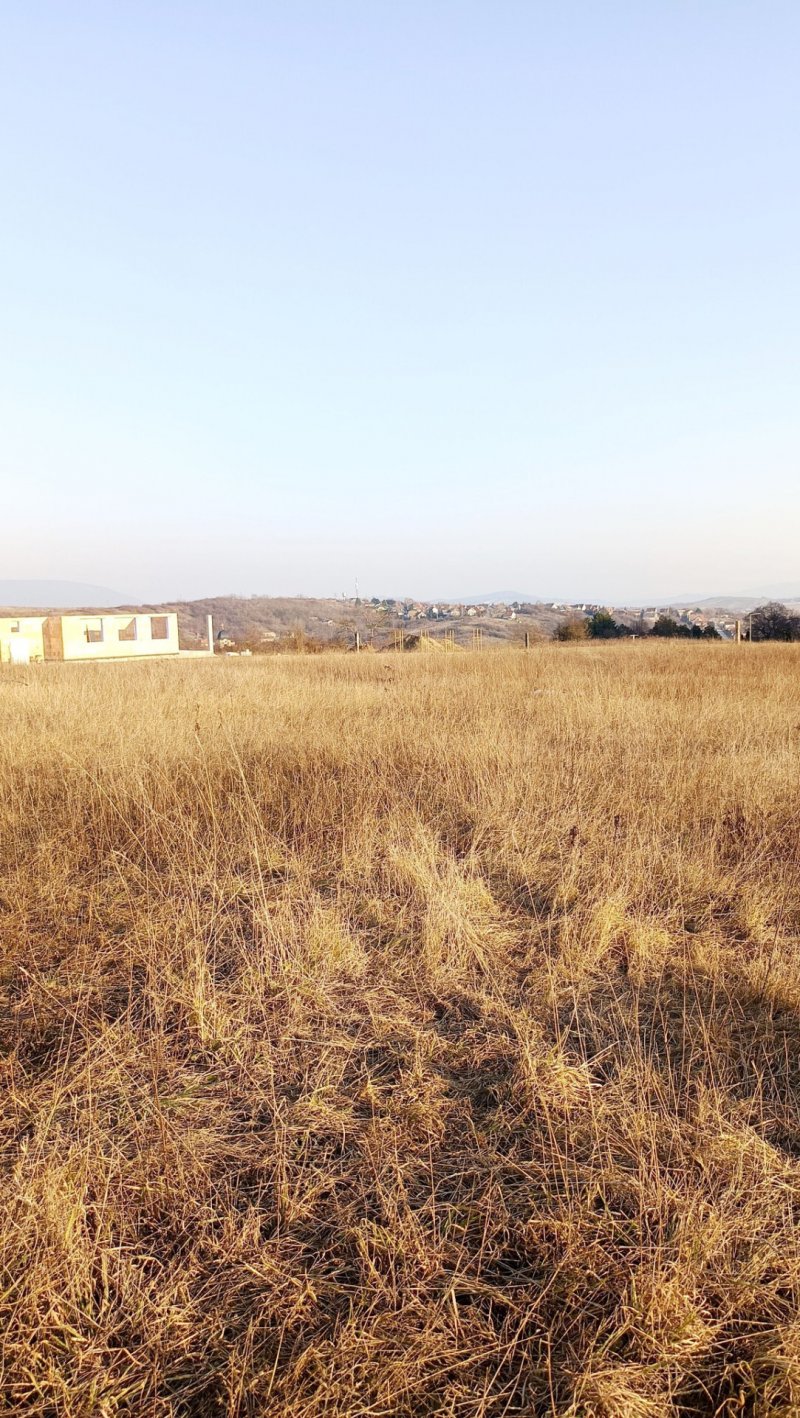 Eladó panorámás összközműves építési telek Csolnok új parcellázási részén!