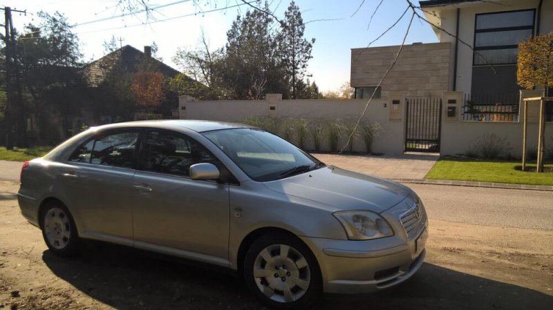 2005-ös brit (JOBB KORMÁNYOS) TOYOTA Avensis 5 ajtós d4d ELADÓ