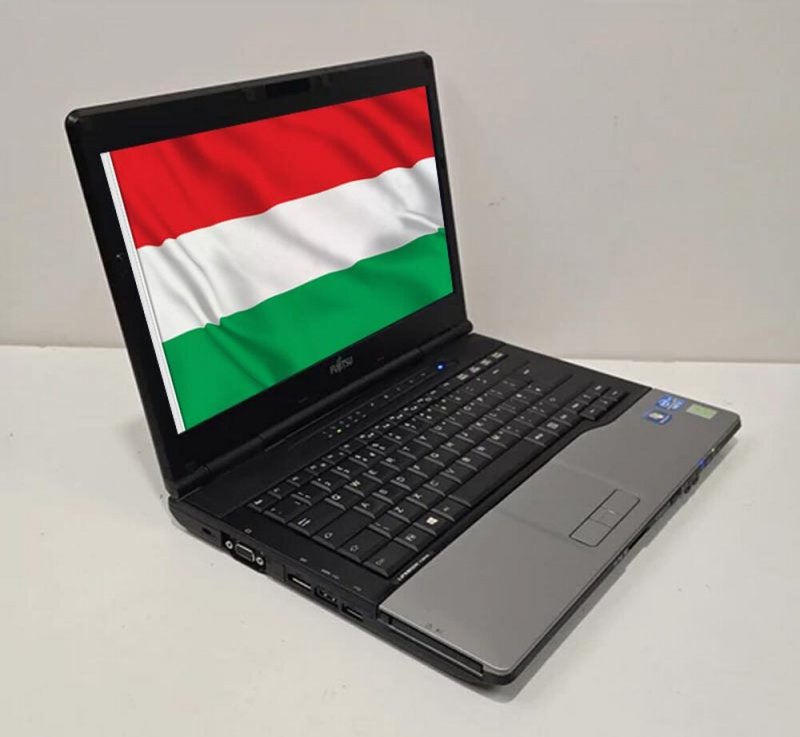 MAGYAR billentyűzetes: Fujitsu LifeBook S752