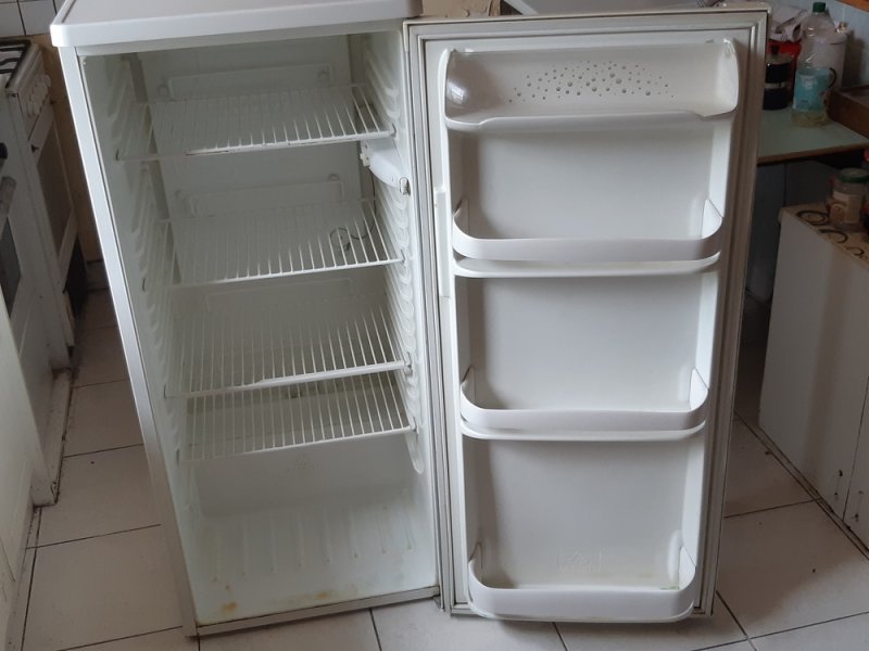 Zanussi ZC-2551 253L-es hűtőgép jól működő