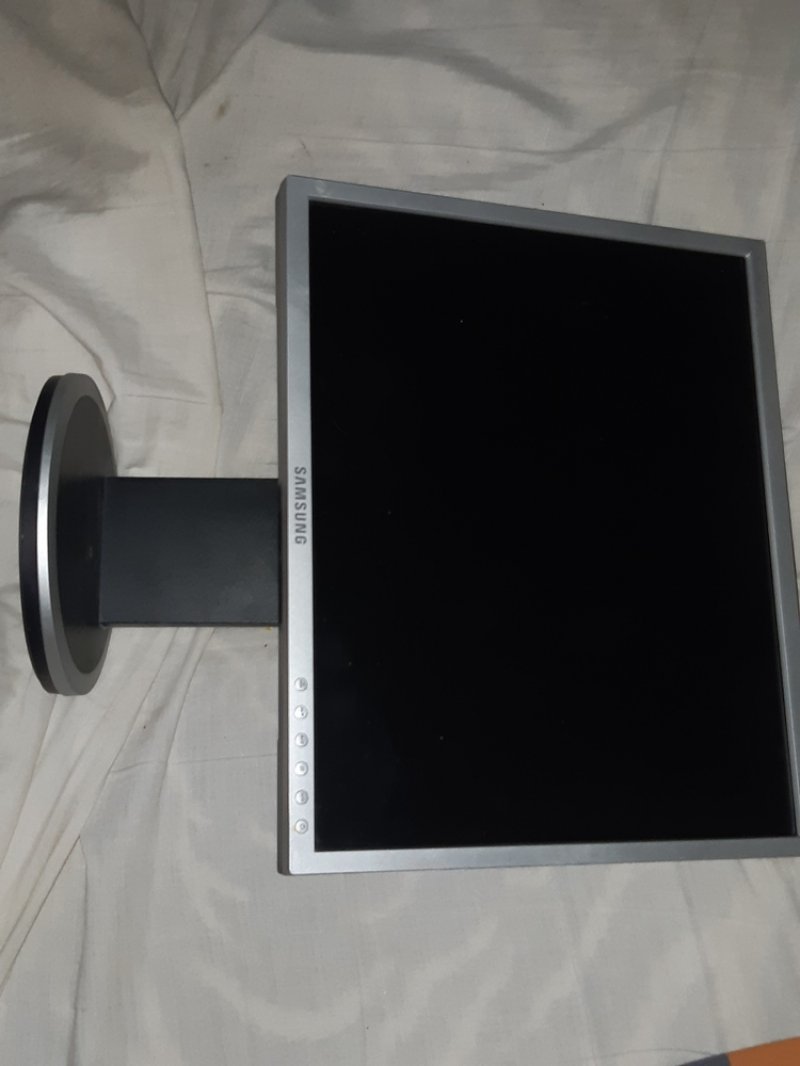 Samsung 940T LCD 19" monitor GH19PS jól működő