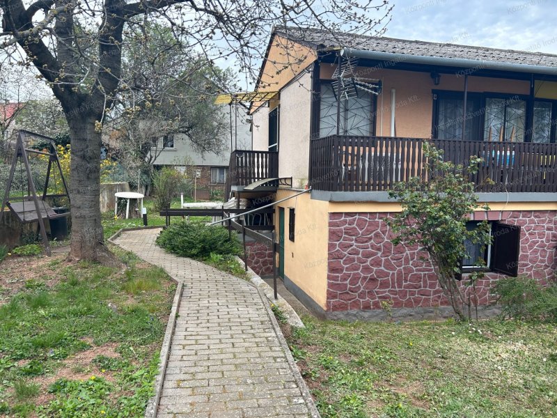 Eladó nyaraló Zánkán 