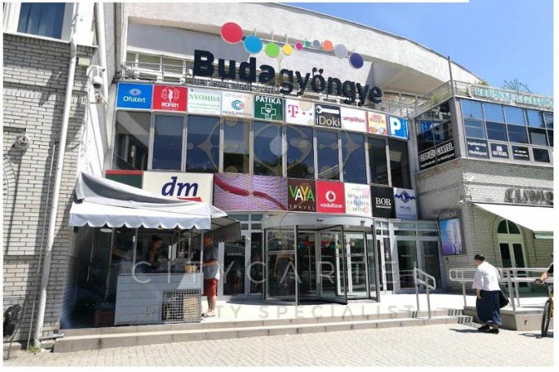 Eladó üzlethelyiség a Budagyöngye bevásárlóközpontban!