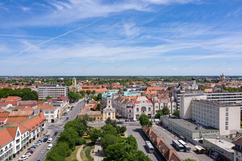 Kiadó vendéglátóegység a Malom központ Teraszán!
