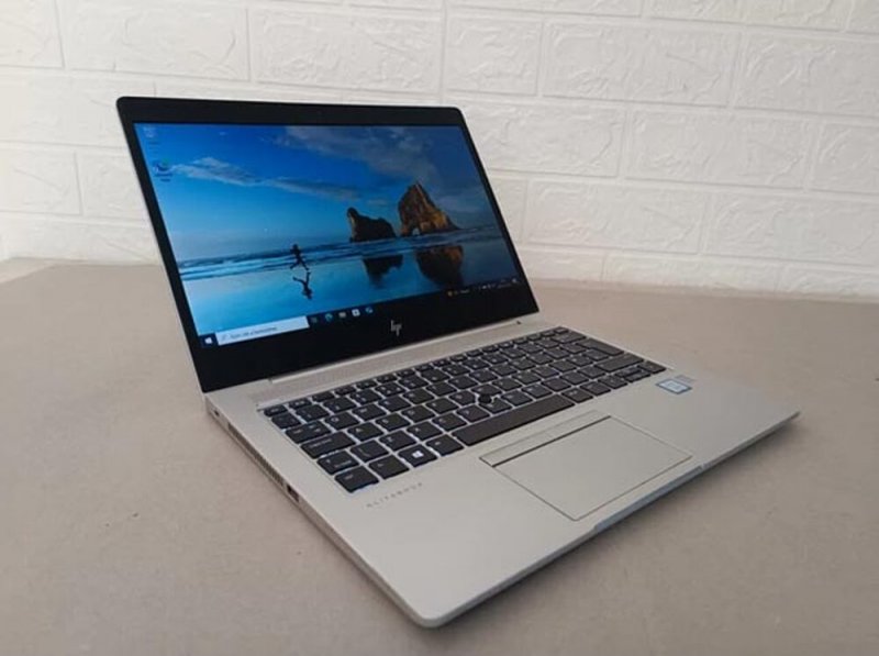100%-os pozitiv cégtől: HP Elitebook 830 G5 -5.28