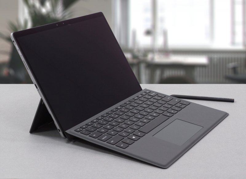 11gen i7: DELL Latitude 7320 Detachable