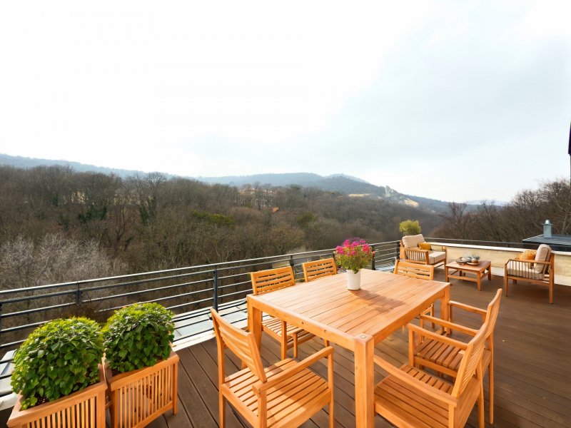 Eladó panorámás penthouse Zugliget szívében