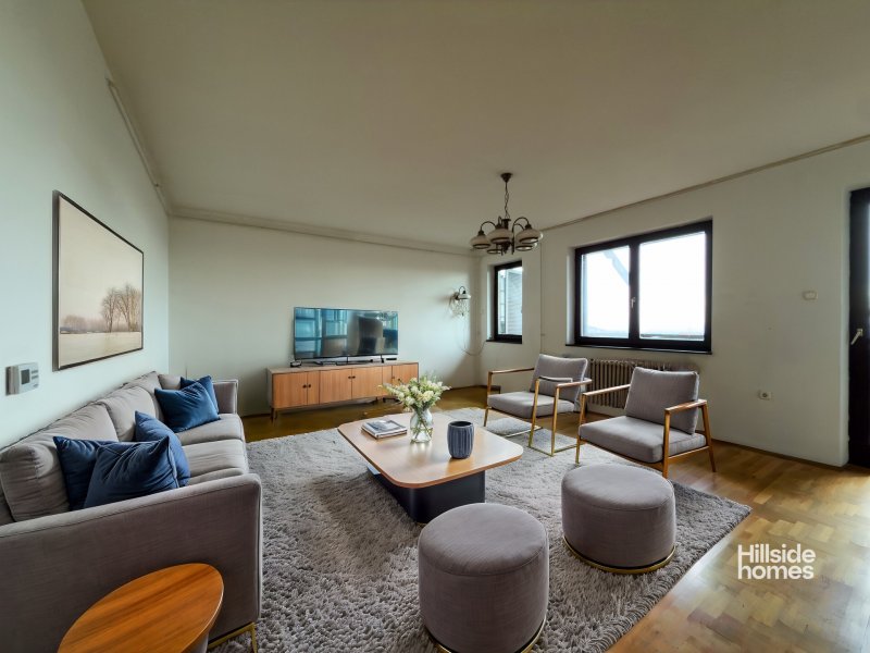 175 m²-es sorház kerttel és privát teraszokkal Istenhegyen!