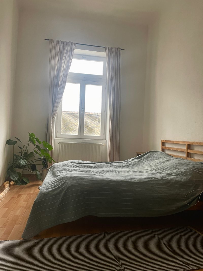 Napfényes Nagypolgári Lakás Budapest Szívében – Kiváló Befektetési Lehetőség!