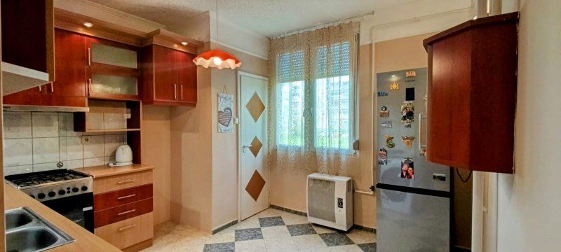 Eladó igényesen felújított 2 szobás, erkélyes téglalakás Gyulán a Budapest körúton!