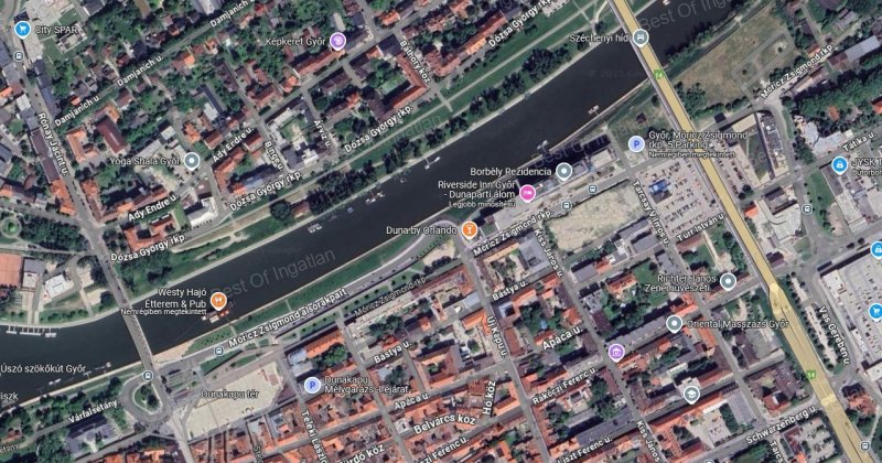 Győr-Belvárosban a Duna partján található modern üzlethelyiség, teljes berendezéssel, céggel együtt eladó!