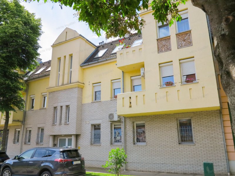 ELADÓ MESÉS LAKÁS KECSKEMÉT BELVÁROSÁBAN!!