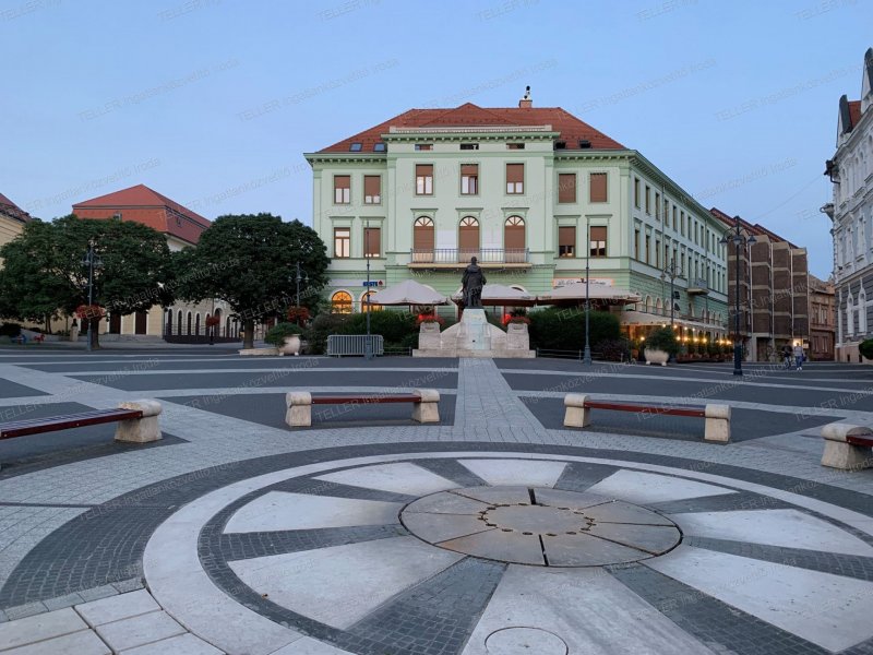 FŐ UTCAI LUXUS LAKÁS