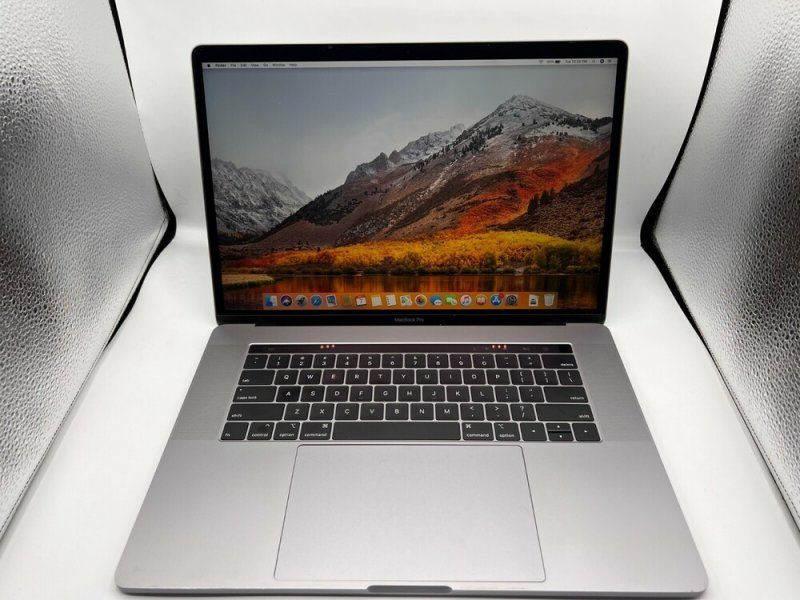 Pünkösdi ajánlat Apple MacBook Pro 15.1