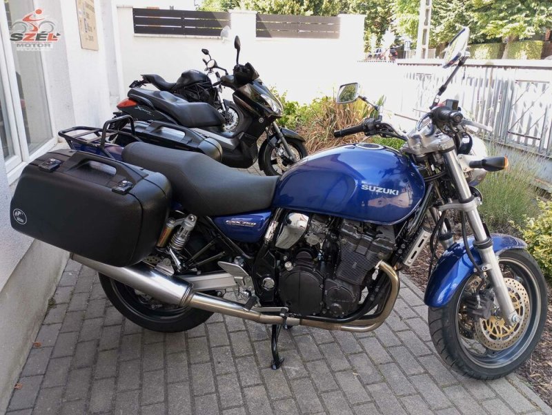 Suzuki GSX750E Inazuma (2003)
