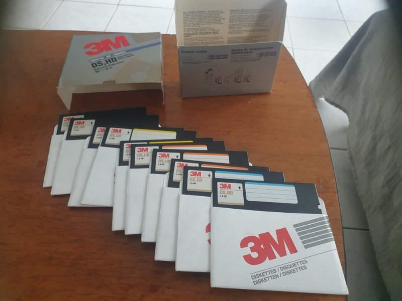 Retro 3M HD DS 5,25 floppy eladó