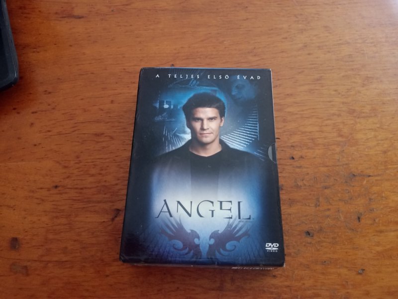 Angel első évad dvd film
