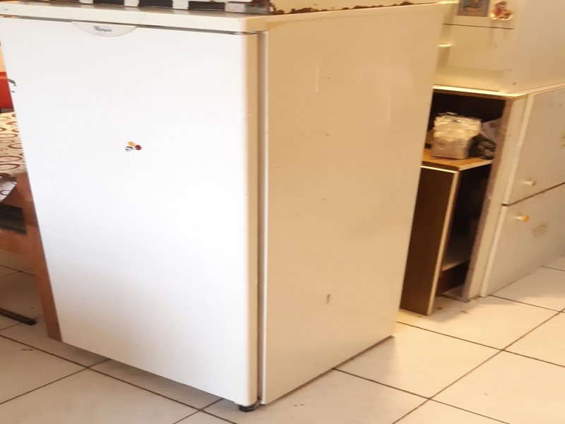 Whirlpool ART561/A 247L-es hűtőgép működő