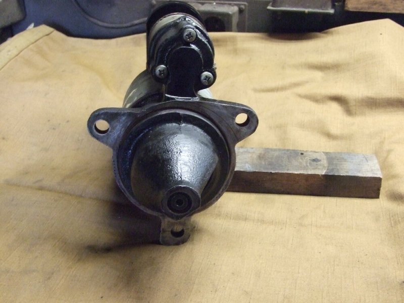 Eladó 24V-os indító motor.