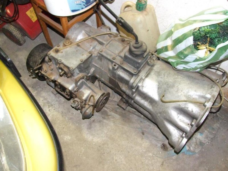 Eladó Land Rover váltó.