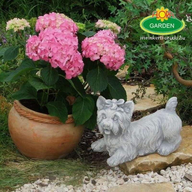 Yorkshire terrier kőszobor kerti dísz