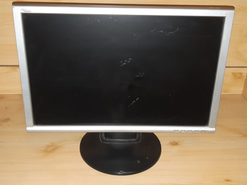 Fujitsu Siemens Scaleoview L19W-2 LCD monitor 19" jól működő