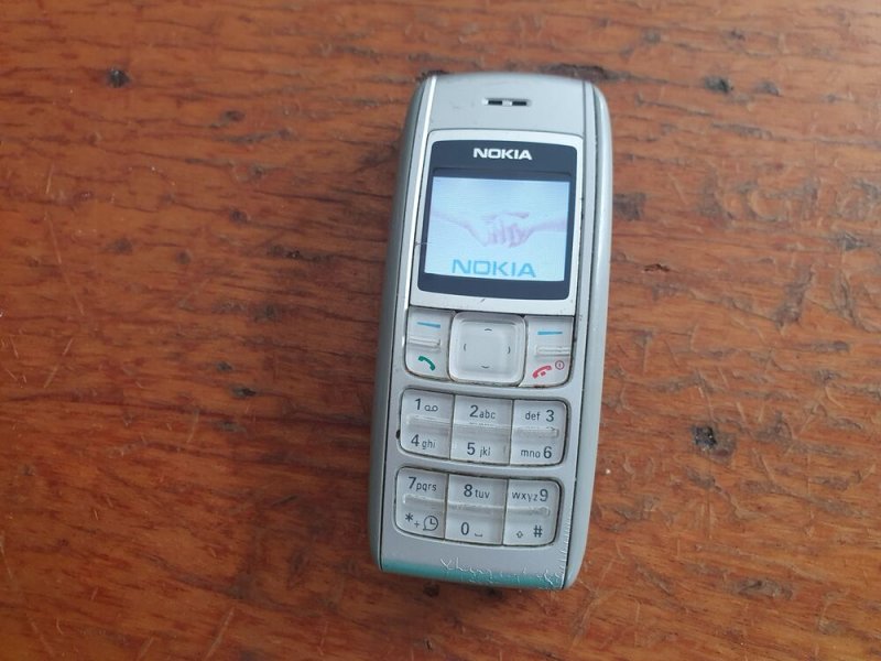 Nokia 1600 független telefon