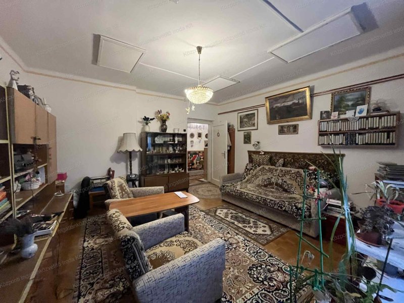 Oroszlányon, 50 m2-es, 2 szobás lakás eladó