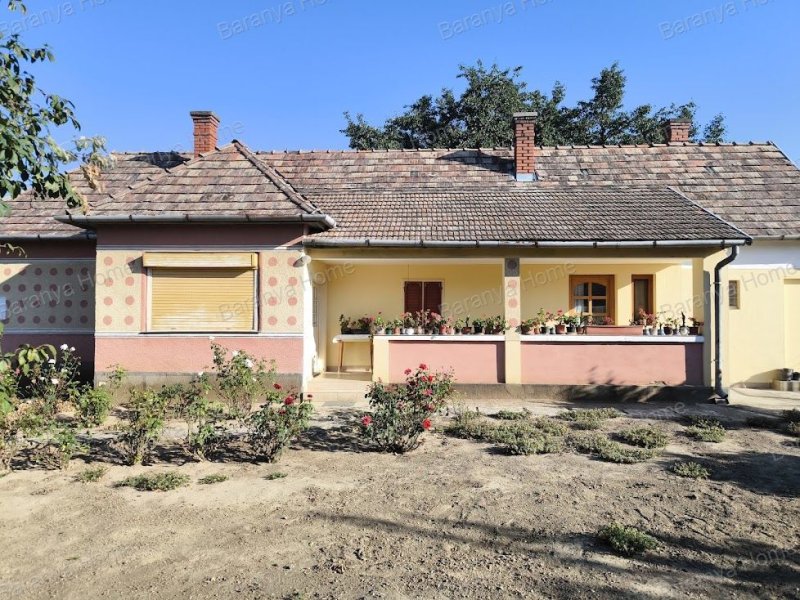 Eladó családi ház nagy telekkel Somogyszentpálon – a Balaton közelében