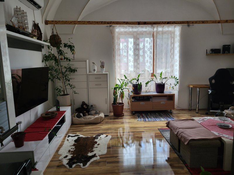 Eladó lakás Sopron belvárosában