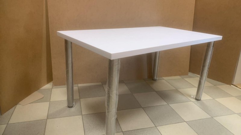 Étkezasztal asztal csőlábú masszív 140 x 80 x 75