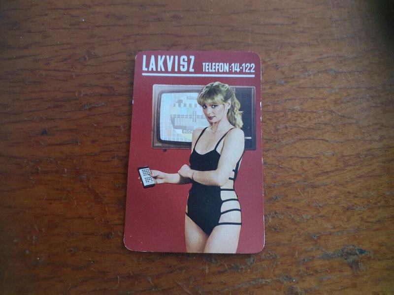 retro csajos kártyanaptár Lakvisz
