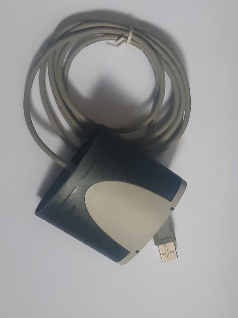 OMNIKEY OK 3121 kártya olvasó működő